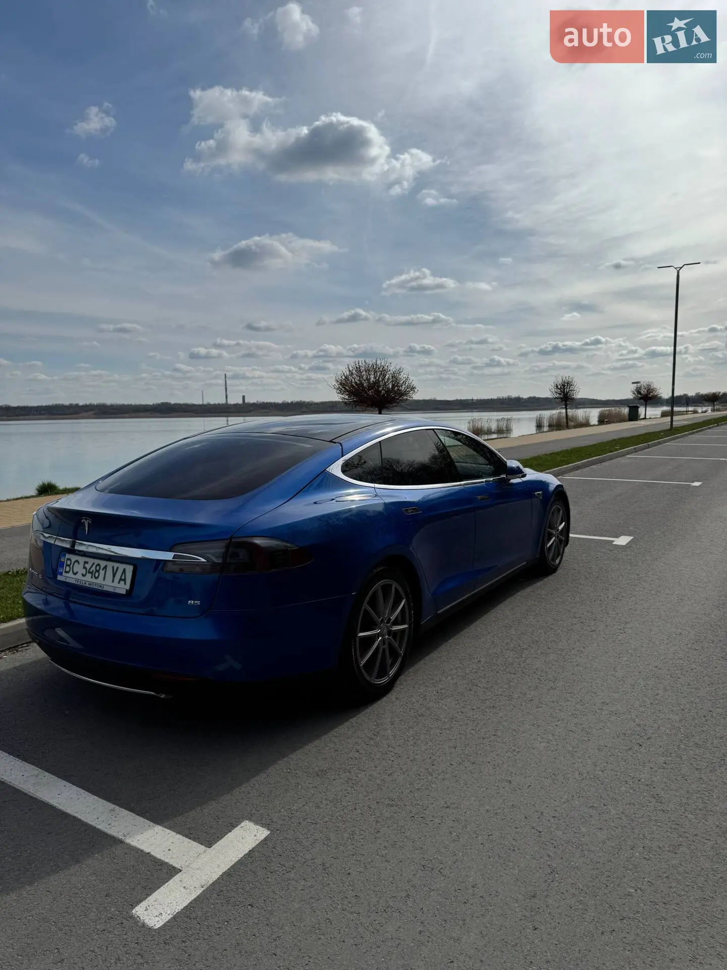 2015 Tesla Model S - мініатюра 3