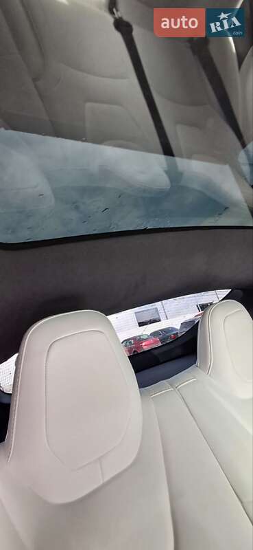 Ліфтбек Tesla Model S 2019 в Львові фото 15 Ліфтбек Tesla Model S 2019 в Львові