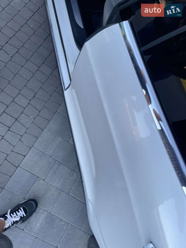 Ліфтбек Tesla Model S 2016 в Хмельницькому