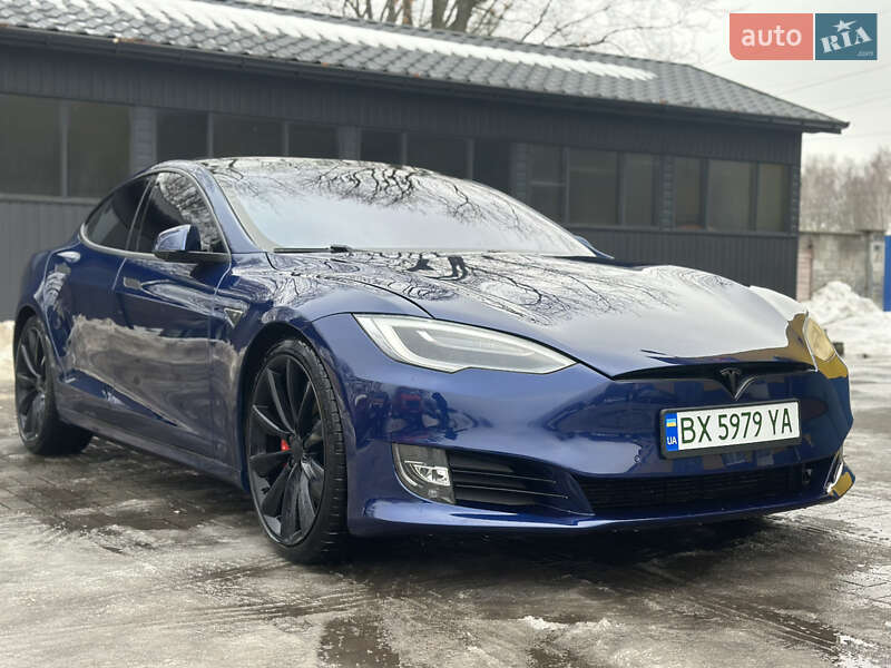 Ліфтбек Tesla Model S 2016 в Славуті фото 5 Ліфтбек Tesla Model S 2016 в Славуті