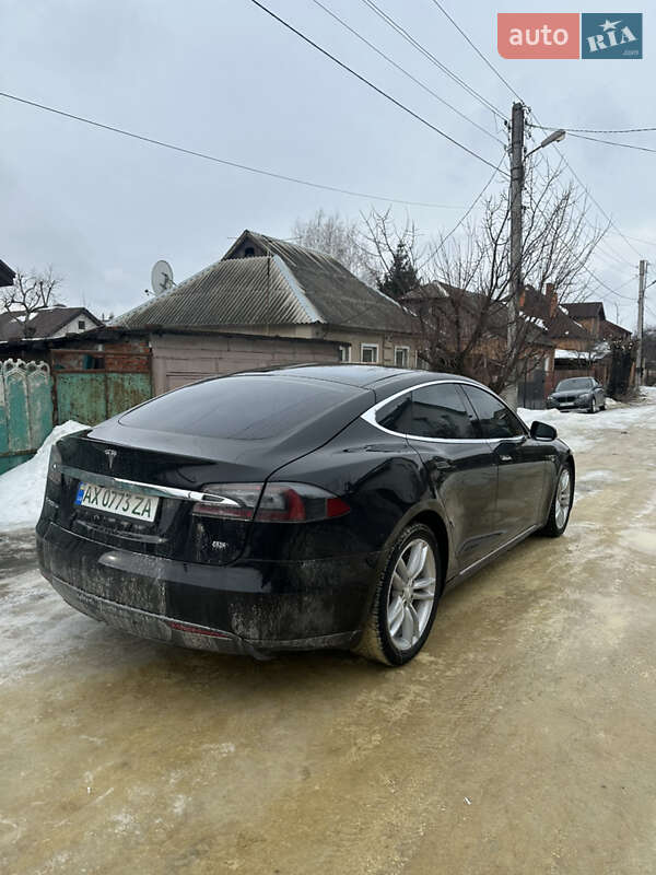 Лифтбек Tesla Model S 2014 в Харькове