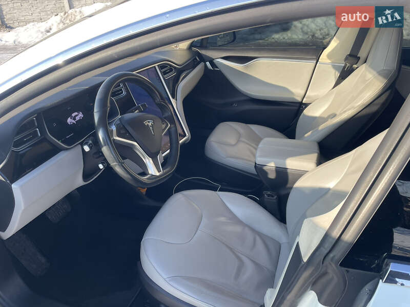 Лифтбек Tesla Model S 2014 в Фастове