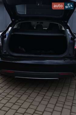 Лифтбек Tesla Model S 2014 в Дрогобыче