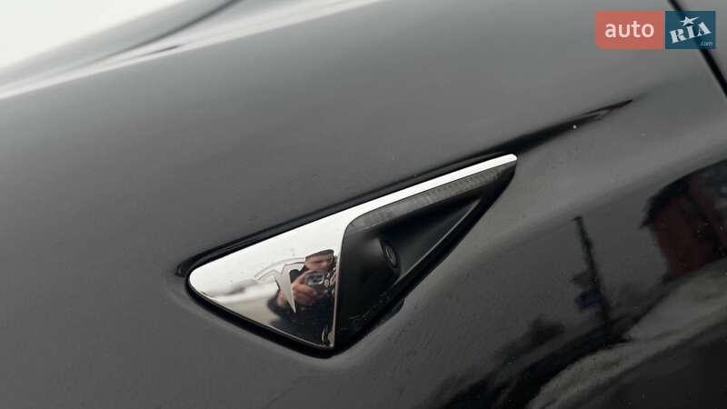Лифтбек Tesla Model S 2017 в Трускавце фото 17 Лифтбек Tesla Model S 2017 в Трускавце
