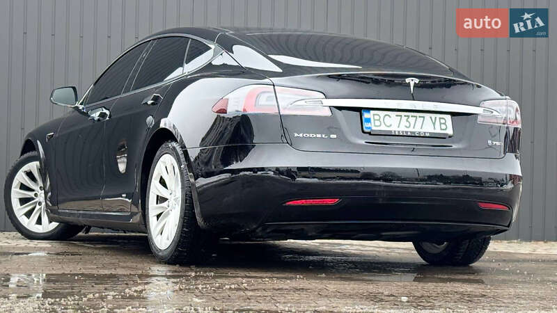 Лифтбек Tesla Model S 2017 в Трускавце фото 48 Лифтбек Tesla Model S 2017 в Трускавце