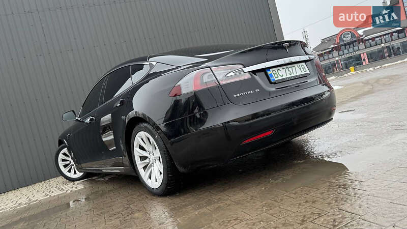 Лифтбек Tesla Model S 2017 в Трускавце фото 53 Лифтбек Tesla Model S 2017 в Трускавце