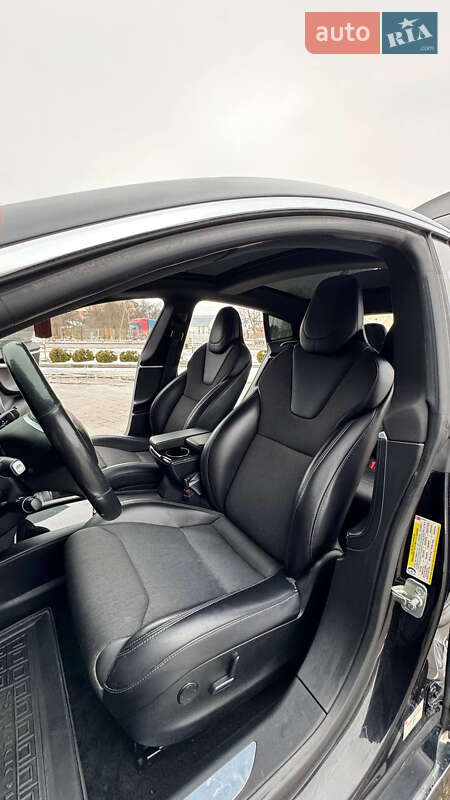 Лифтбек Tesla Model S 2017 в Трускавце фото 86 Лифтбек Tesla Model S 2017 в Трускавце