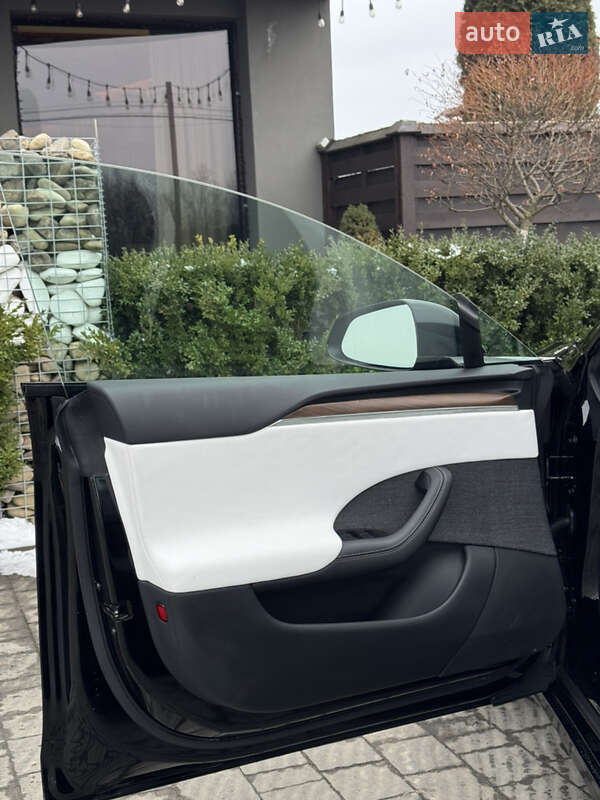 Ліфтбек Tesla Model S 2023 в Стрию фото 23 Ліфтбек Tesla Model S 2023 в Стрию
