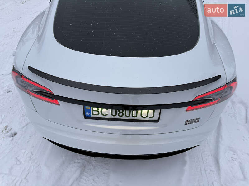 Ліфтбек Tesla Model S 2021 в Львові фото 15 Ліфтбек Tesla Model S 2021 в Львові