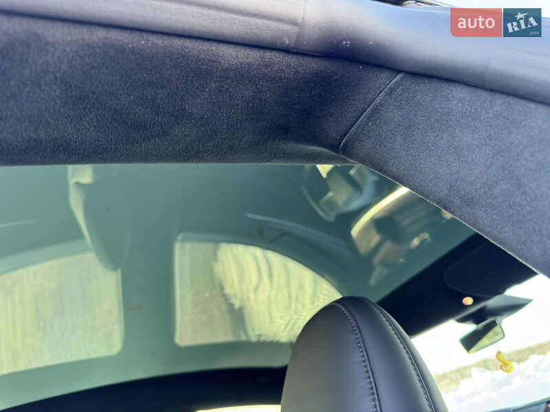 Лифтбек Tesla Model S 2021 в Ровно