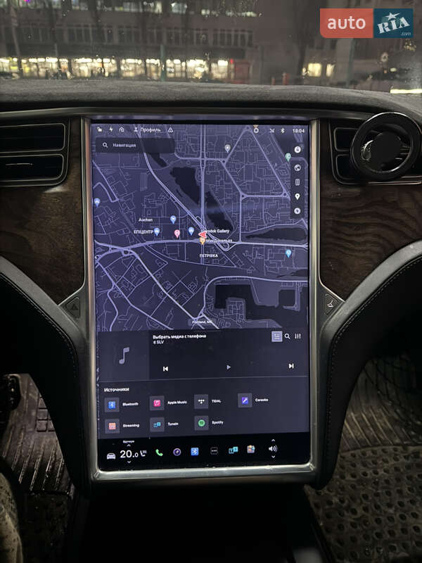 Лифтбек Tesla Model S 2017 в Киеве