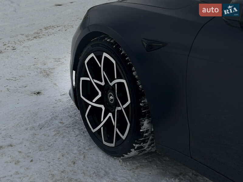 Ліфтбек Tesla Model S 2023 в Івано-Франківську фото 6 Ліфтбек Tesla Model S 2023 в Івано-Франківську