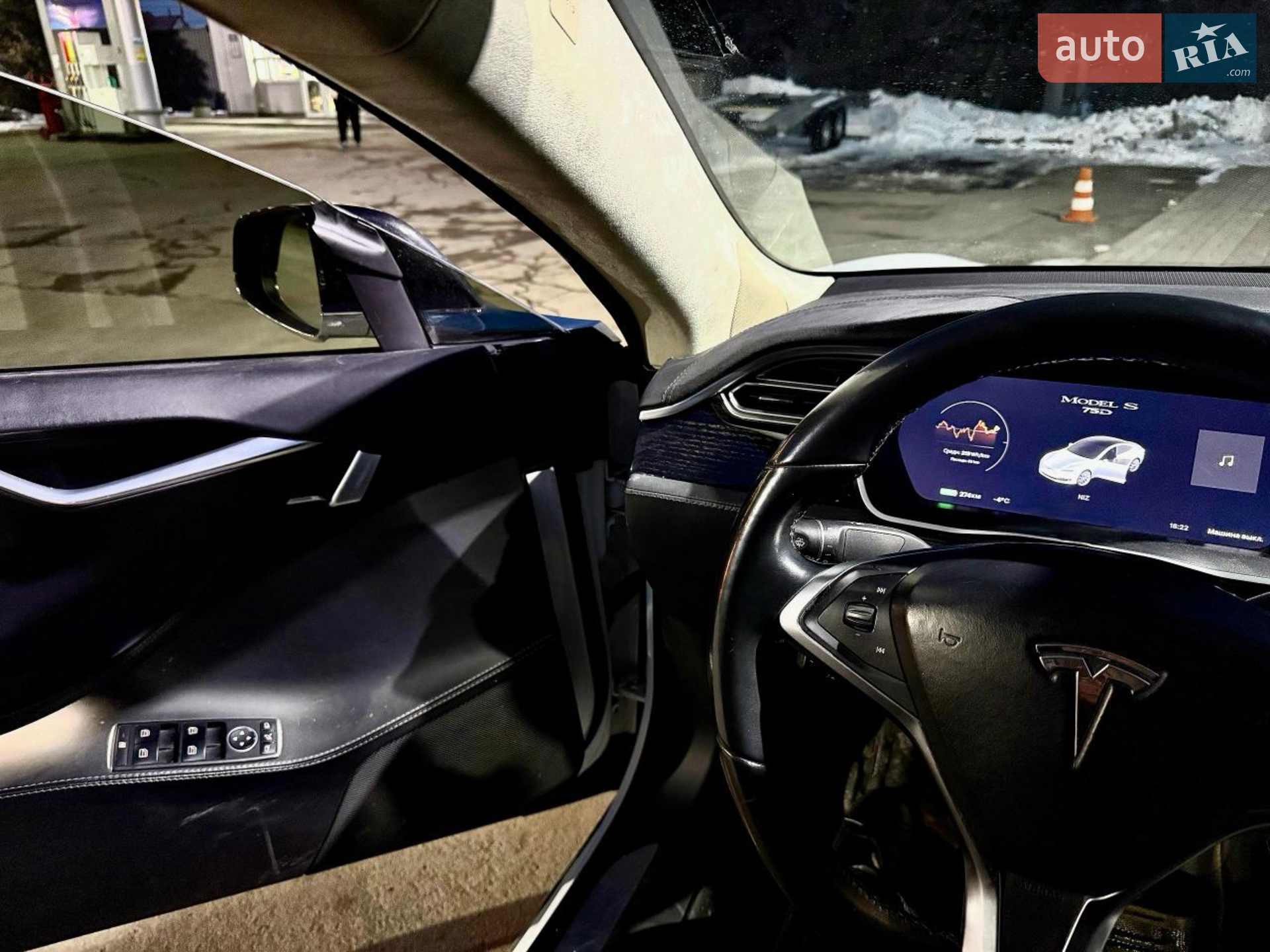 2016 Tesla Model S - мініатюра 8