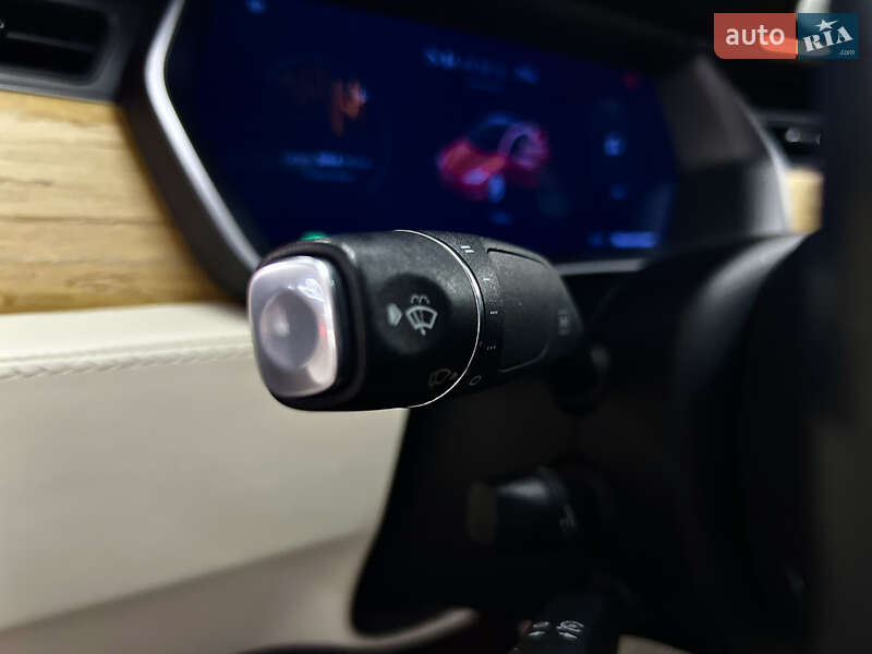 Лифтбек Tesla Model S 2019 в Николаеве фото 16 Лифтбек Tesla Model S 2019 в Николаеве