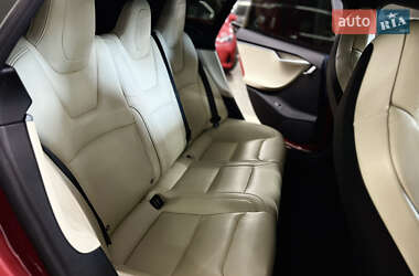 Лифтбек Tesla Model S 2019 в Николаеве