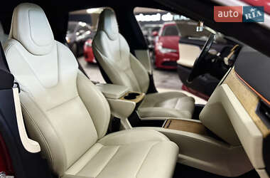 Лифтбек Tesla Model S 2019 в Николаеве