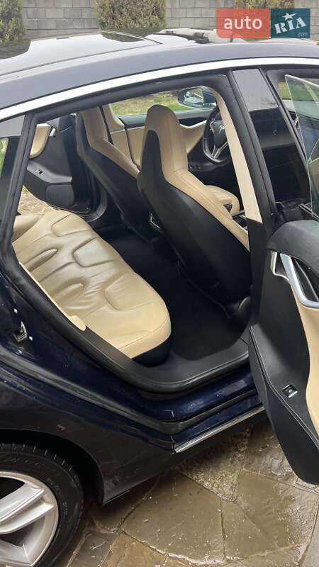 Лифтбек Tesla Model S 2014 в Одессе