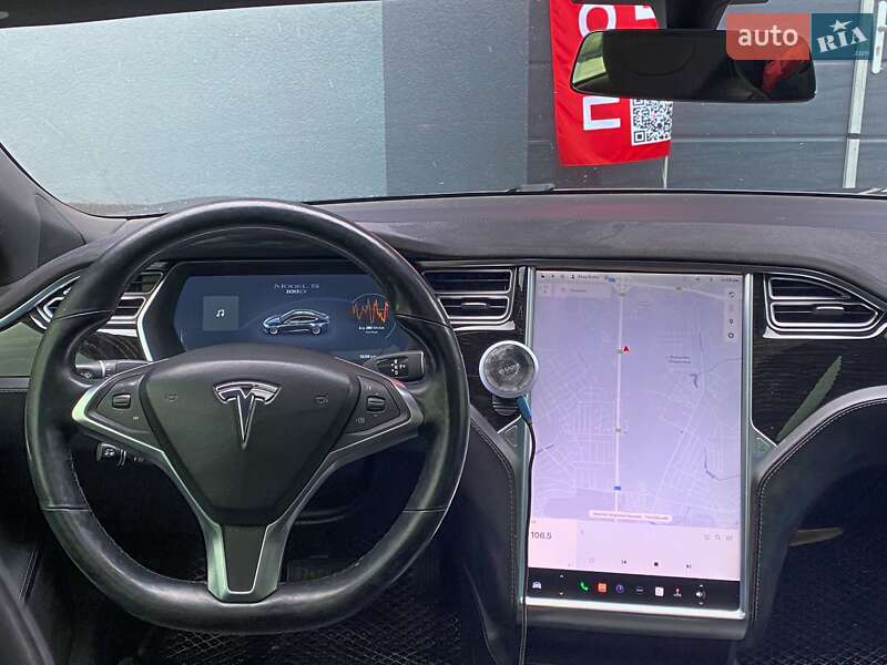 Ліфтбек Tesla Model S 2017 в Києві фото 17 Ліфтбек Tesla Model S 2017 в Києві
