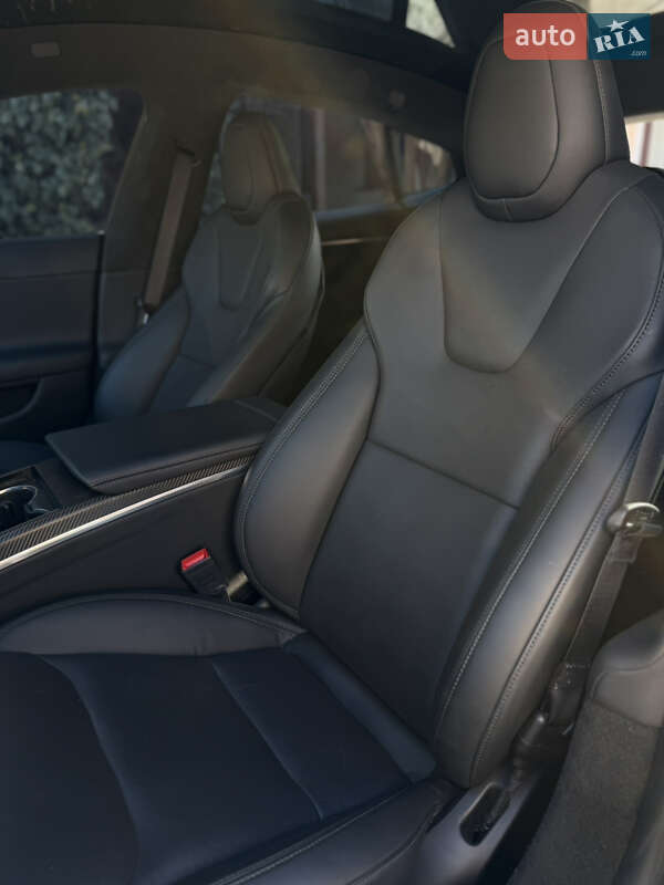 Лифтбек Tesla Model S 2022 в Львове фото 21 Лифтбек Tesla Model S 2022 в Львове