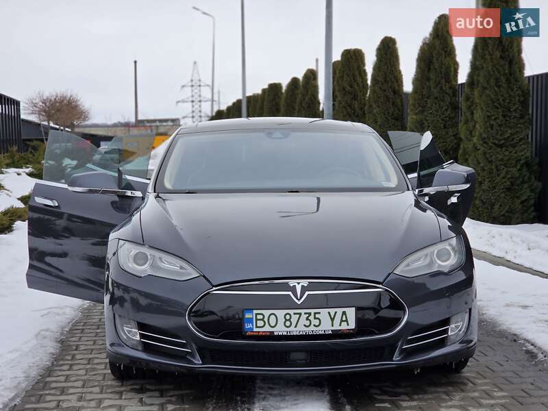 Лифтбек Tesla Model S 2014 в Тернополе фото 8 Лифтбек Tesla Model S 2014 в Тернополе
