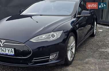 Лифтбек Tesla Model S 2014 в Тернополе
