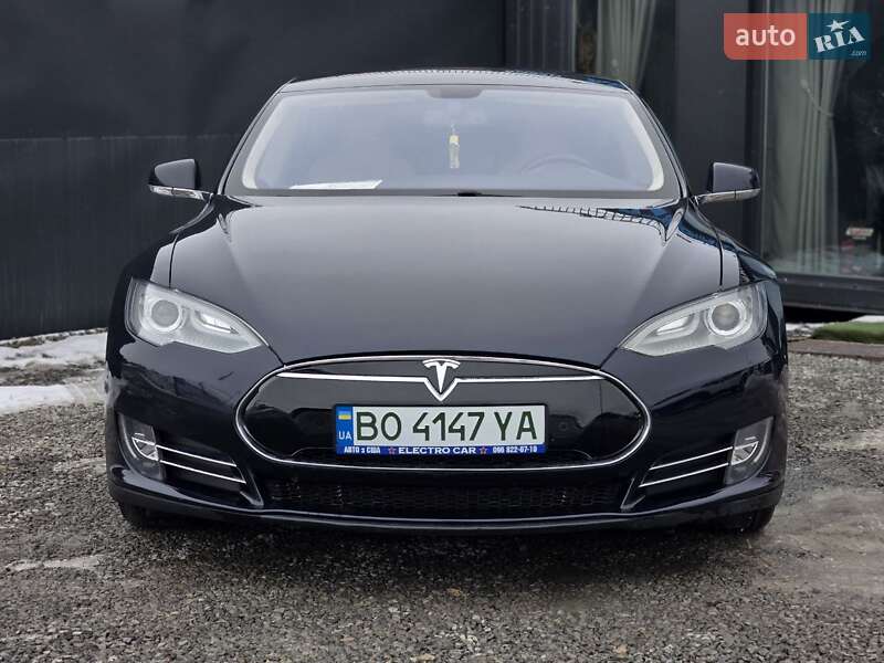 Лифтбек Tesla Model S 2014 в Тернополе