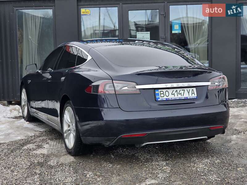 Лифтбек Tesla Model S 2014 в Тернополе