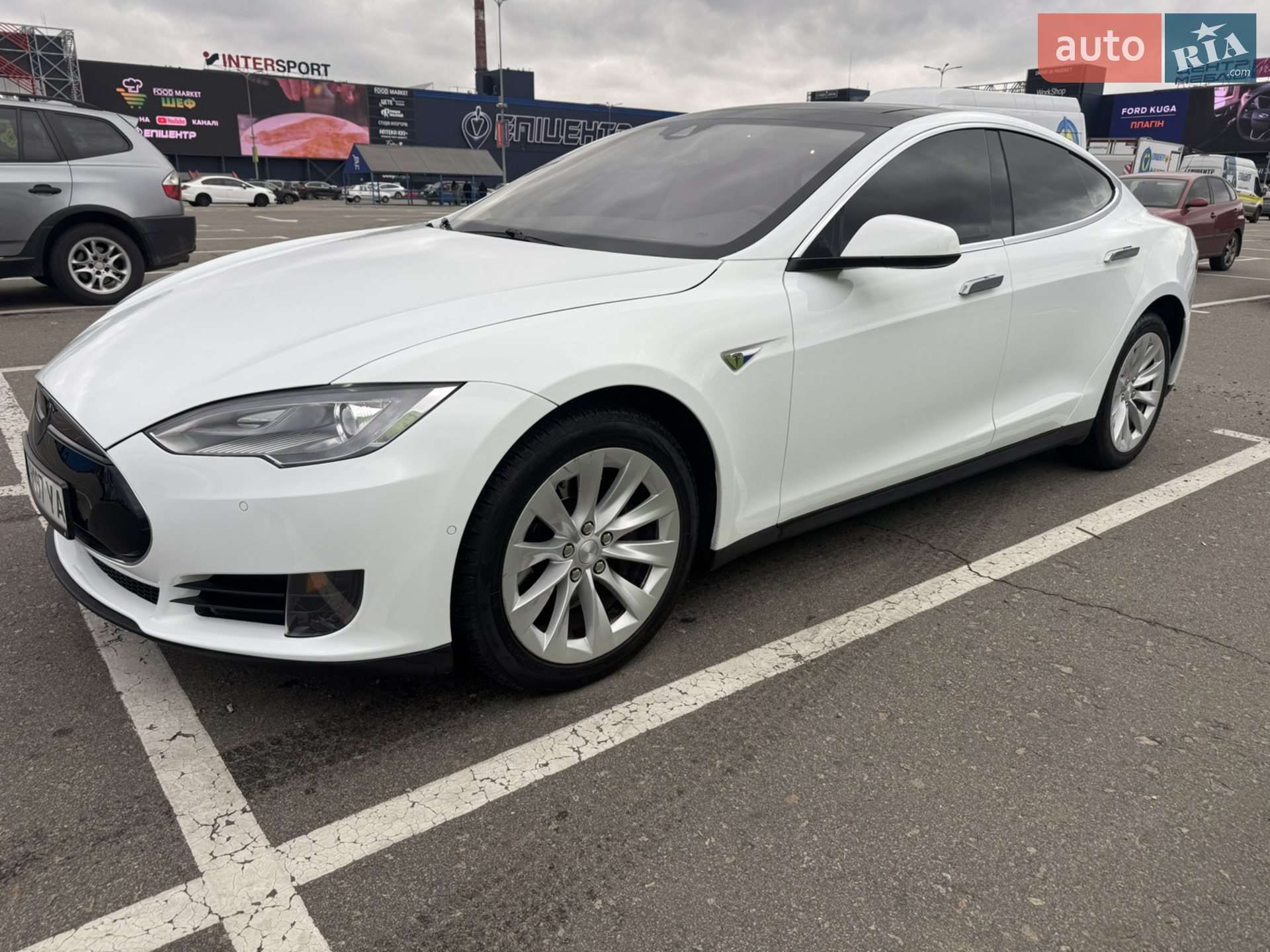 2015 Tesla Model S - мініатюра 3