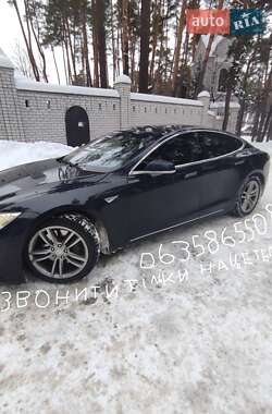 Лифтбек Tesla Model S 2013 в Житомире