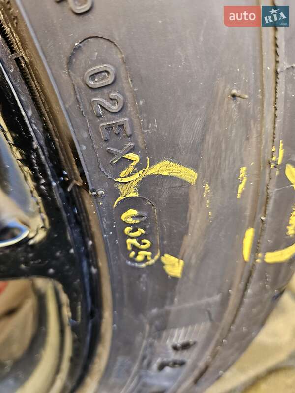 Ліфтбек Tesla Model S 2014 в Львові