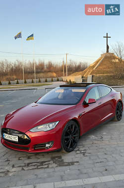 Лифтбек Tesla Model S 2014 в Львове