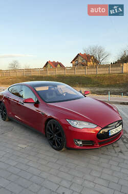Лифтбек Tesla Model S 2014 в Львове