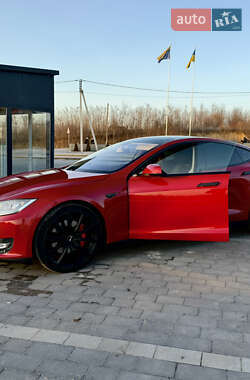 Лифтбек Tesla Model S 2014 в Львове