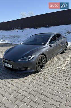 Ліфтбек Tesla Model S 2019 в Тернополі