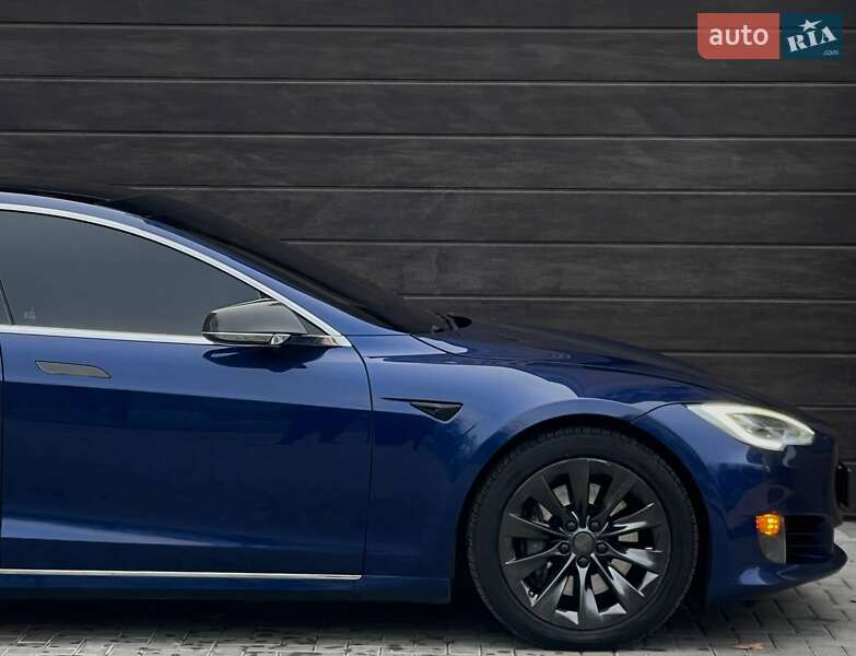Лифтбек Tesla Model S 2017 в Николаеве фото 11 Лифтбек Tesla Model S 2017 в Николаеве