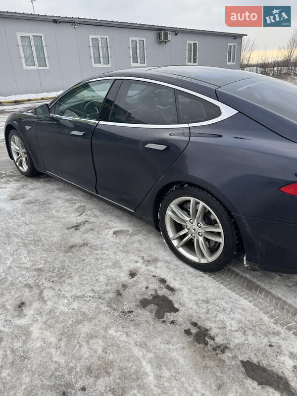 Ліфтбек Tesla Model S 2013 в Києві фото 7 Ліфтбек Tesla Model S 2013 в Києві