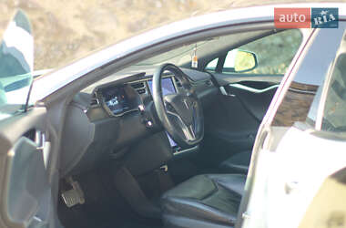 Лифтбек Tesla Model S 2014 в Мукачево