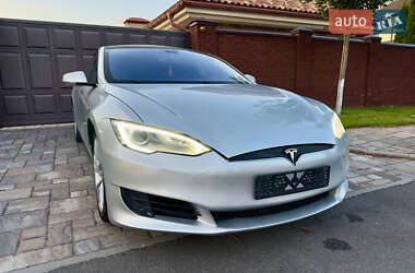 Лифтбек Tesla Model S 2013 в Киеве