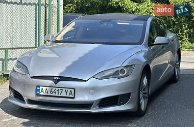 Лифтбек Tesla Model S 2013 в Киеве