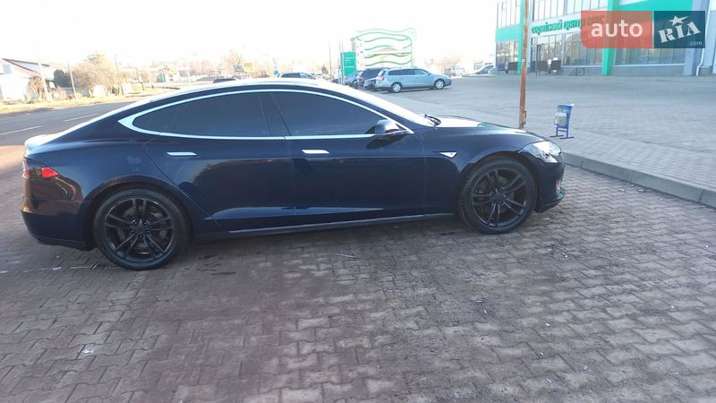 Лифтбек Tesla Model S 2013 в Нововолынске фото 2 Лифтбек Tesla Model S 2013 в Нововолынске