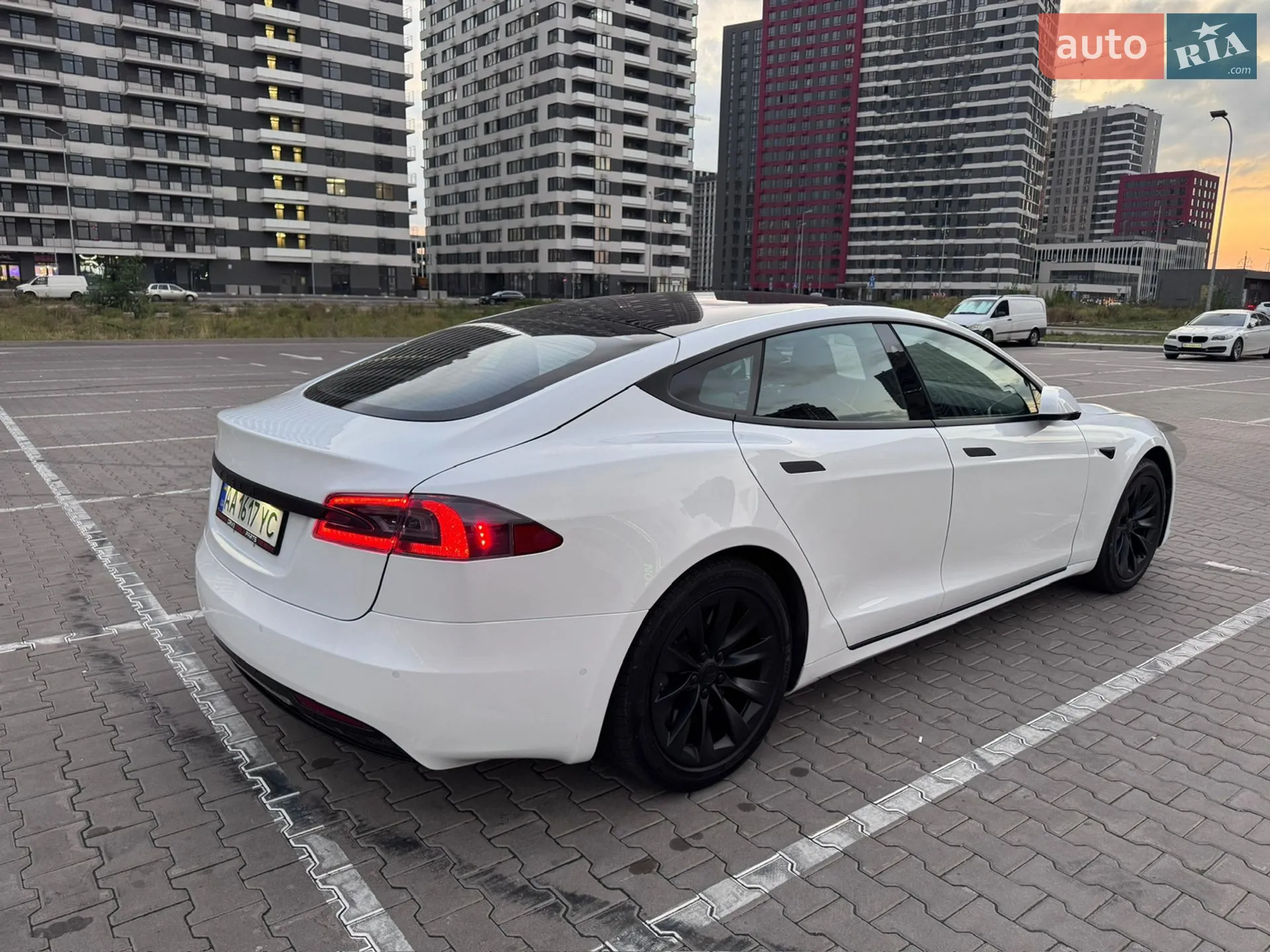 2018 Tesla Model S - мініатюра 3