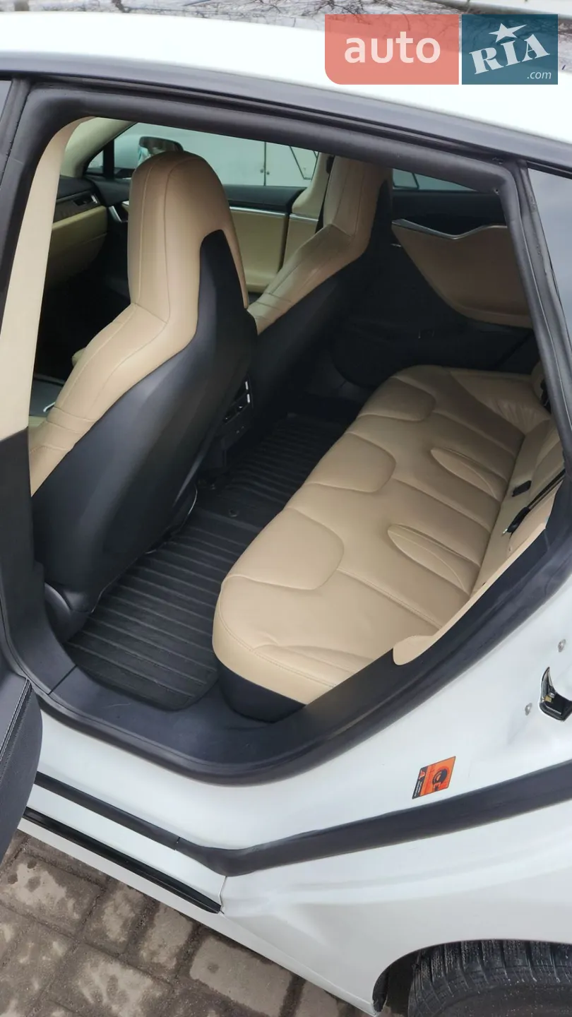 2016 Tesla Model S - мініатюра 33