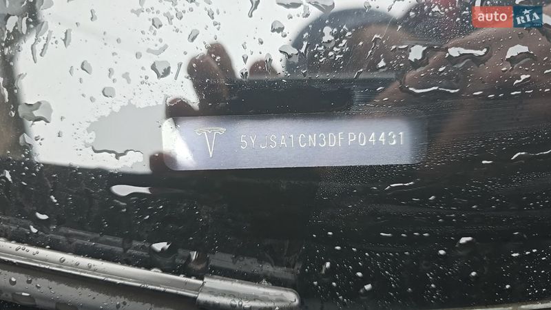 Лифтбек Tesla Model S 2013 в Запорожье