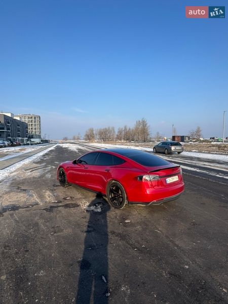 Ліфтбек Tesla Model S 2014 в Черкасах фото 51 Ліфтбек Tesla Model S 2014 в Черкасах
