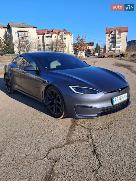 Лифтбек Tesla Model S 2021 в Коломые