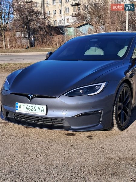 Лифтбек Tesla Model S 2021 в Коломые