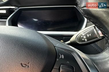 Ліфтбек Tesla Model S 2013 в Львові