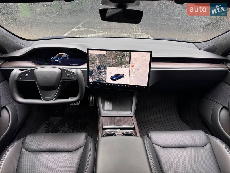 Лифтбек Tesla Model S 2022 в Запорожье