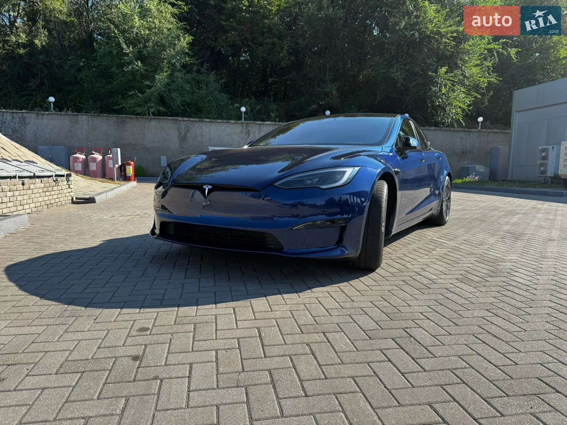 2022 Tesla Model S - фото 1