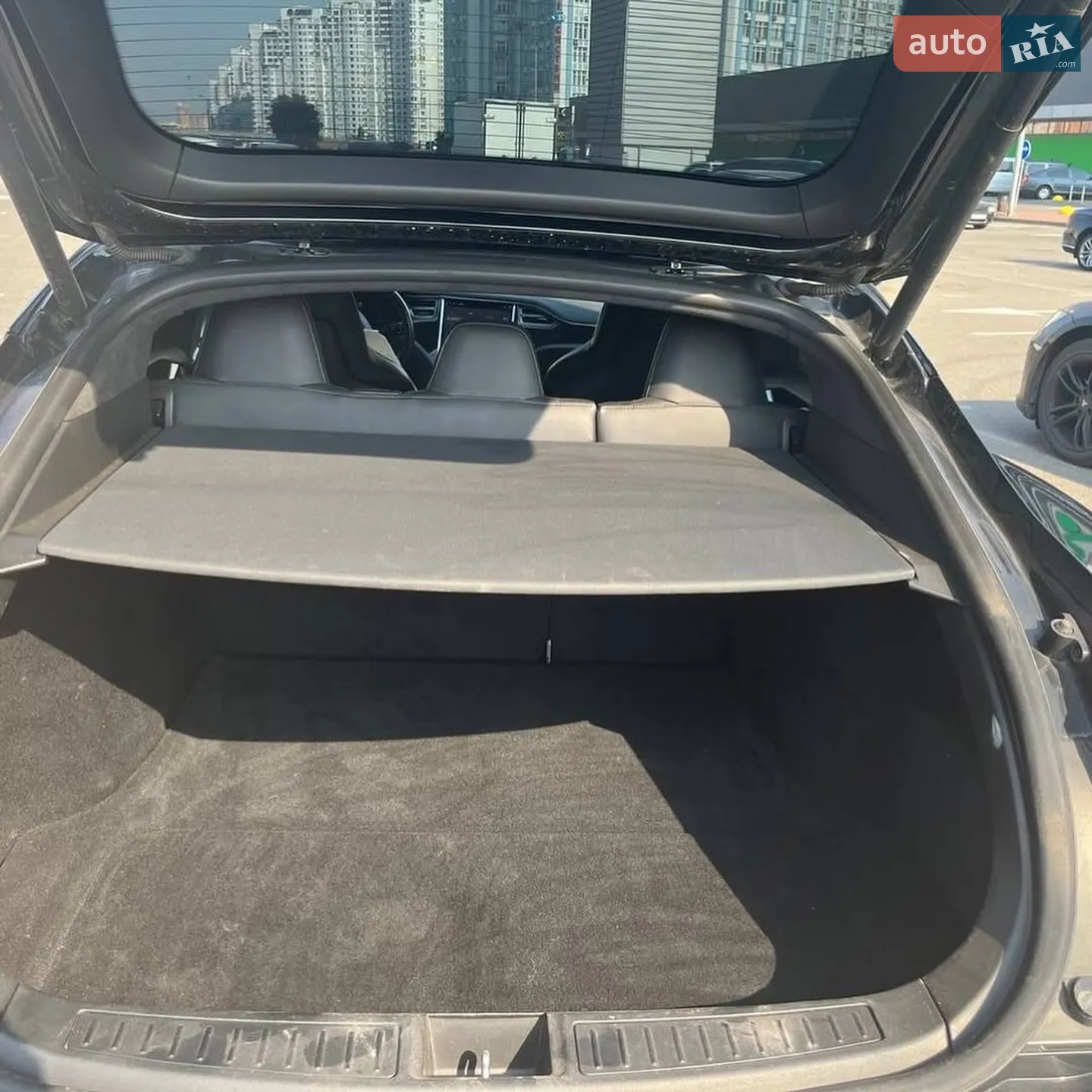 2015 Tesla Model S - мініатюра 2